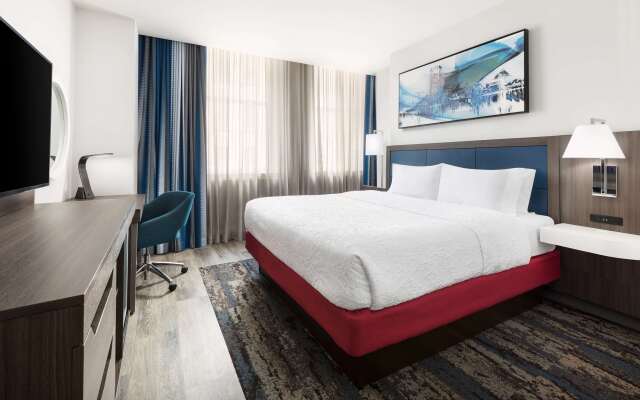 Hampton Inn & Suites Baltimore Inner Harbor