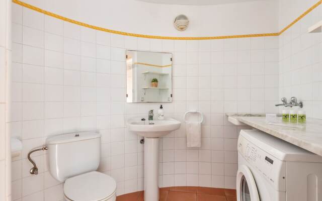 Villa Blanc, 3