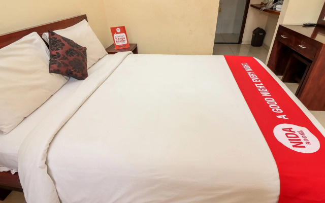 Nida Rooms Dewi Sartika 30 Tuban Kuta at Surya Inn