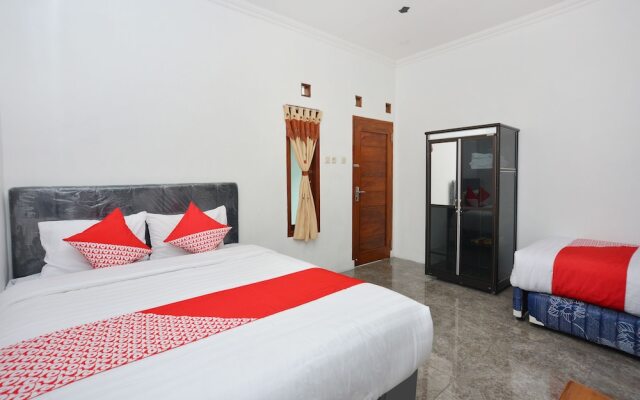 Elga Sastro Inn By OYO Rooms