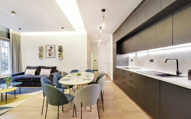 Spacious Apartment - 2b/10p - AC - Marais