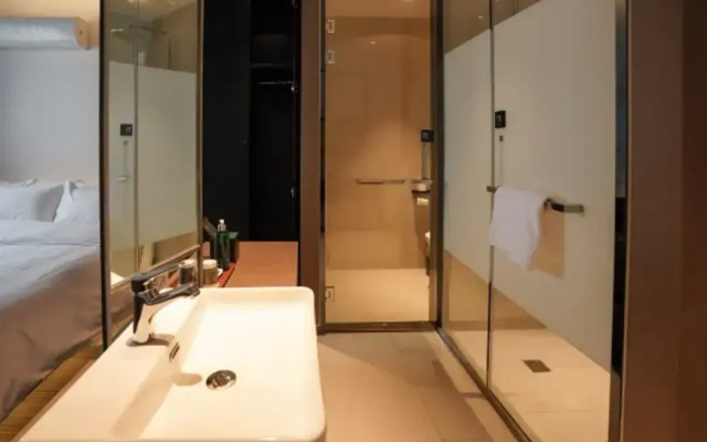 Magnotel Hotel (Yixing Bus Station Tuanji Scenic Area)