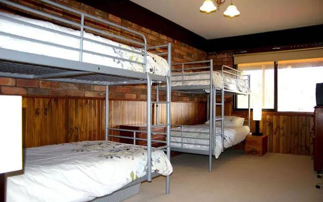 Eco-luxe @ Mount Avoca Hotel