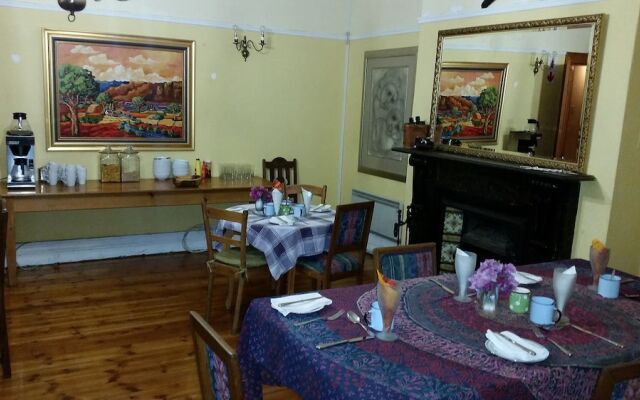 44 MEMORIAL Manor