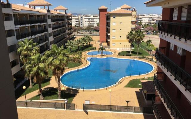 Urbanización Mar de Canet, 2 dormitorios con piscina comunitaria, garaje y wifi