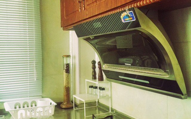 Shangri-la Linglong Inn