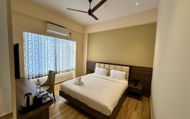 Monday Hotels Amalapuram Heights