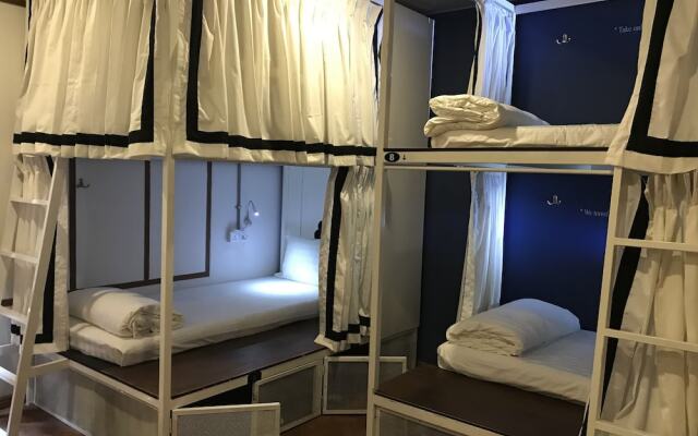 BaobaBed Hostel