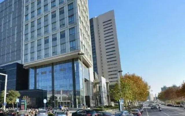 Wutongshu Holiday Hotel