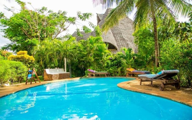 Charming 1-bed Cottage in Diani Beach 10min to bea