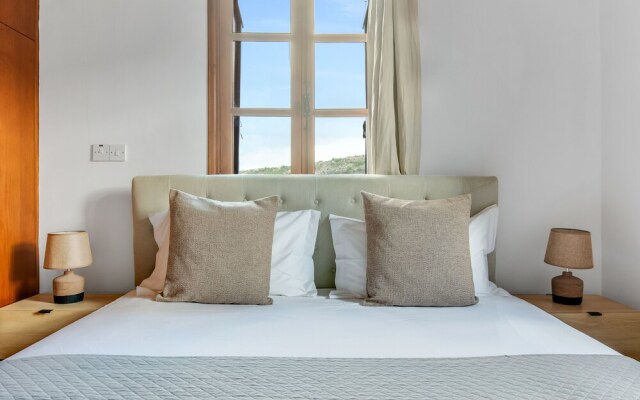 Sanders View - Dreamy 7-bdr Villa With Pool