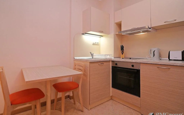 Royal Sun - Sunny Cove Apartment