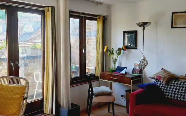 Lovely 2-bed Apartment in Battersea, London