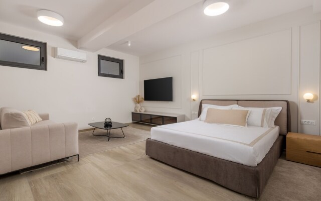 Studio apartments in center of Opatija