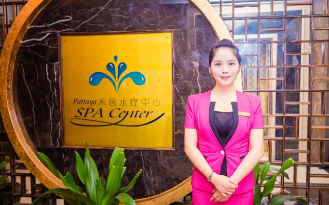 Royal Marina Plaza