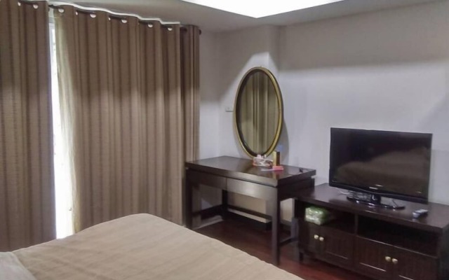 Laidback Place Apartment