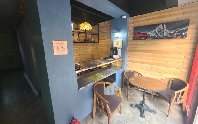 Jeonju Hanok Maul Sukbak