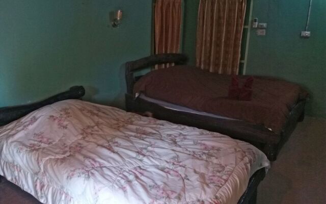 Praw Fan Resort