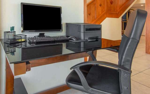La Quinta Inn by Wyndham Clearwater Central