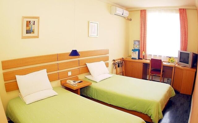Home Inn Hotel