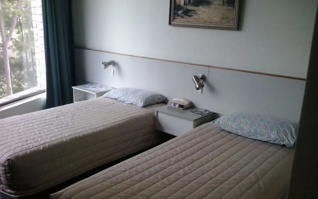 Best Western Palm Court Motor Inn