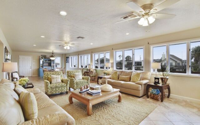 C-Isle by RedAwning