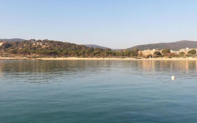 Appartement Bormes-les-Mimosas, 3 pièces, 8 personnes - FR-1-610-11