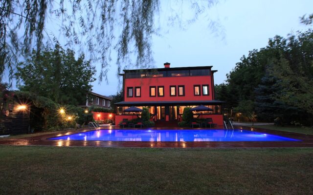 The Red Witch Boutique Hotel