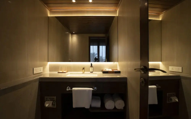 YU Hotel Candolim