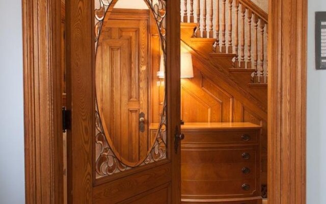 Banting House Bed And Breakfast