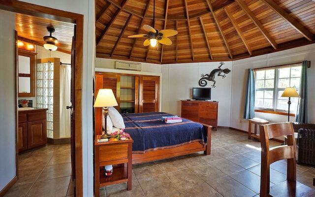 Cocotal Inn and Cabanas