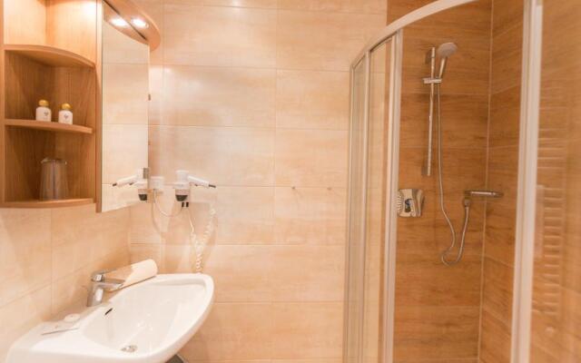 Appartement- und Wellnesshotel Charlotte - 3 Sterne Superior