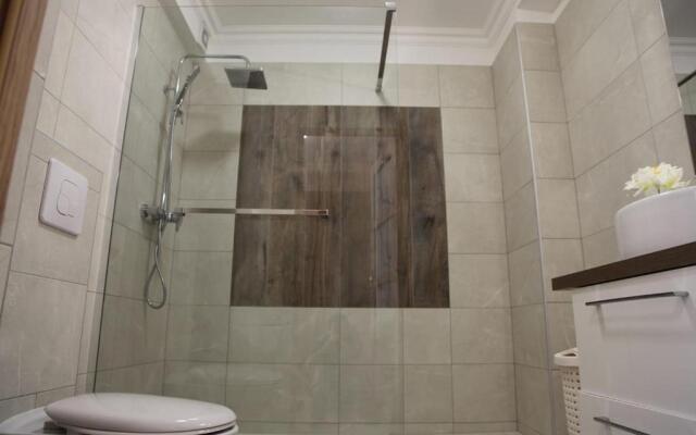 Stylish 2 Room Flat 60 meters to the beach