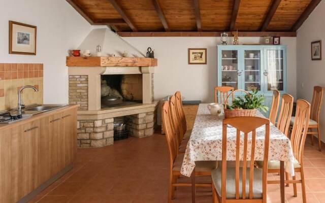 Apartment Perusko - 2 Bedroom Kitchen