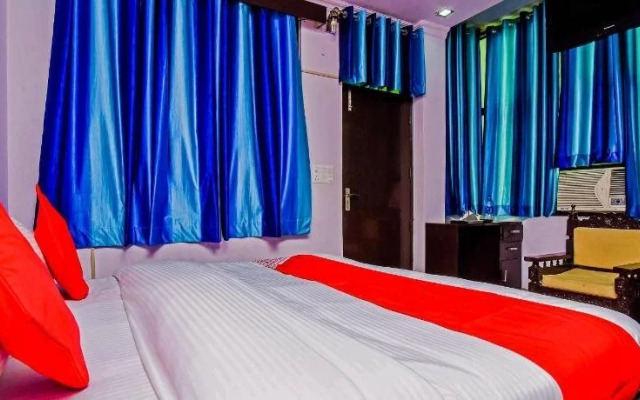 Maxfort Guest House Delhi