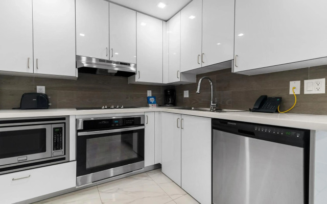 Fortune House Hotel Suites