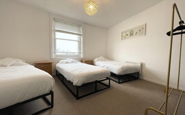 Pool Hill Terrace - Two Bedroom Apartment