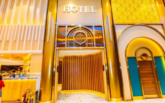 Titan King Casino and Resort