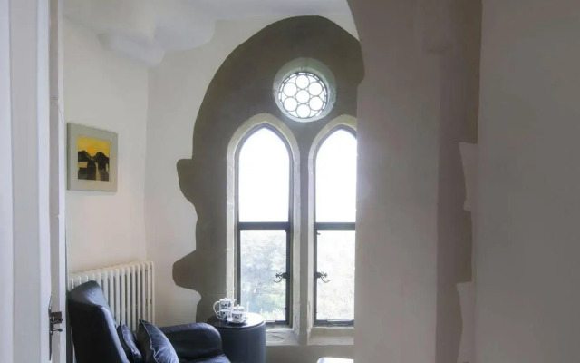 Roch Castle Hotel