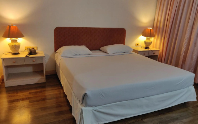 Lee Place Hotel