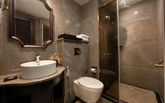 GM Premium Hotel