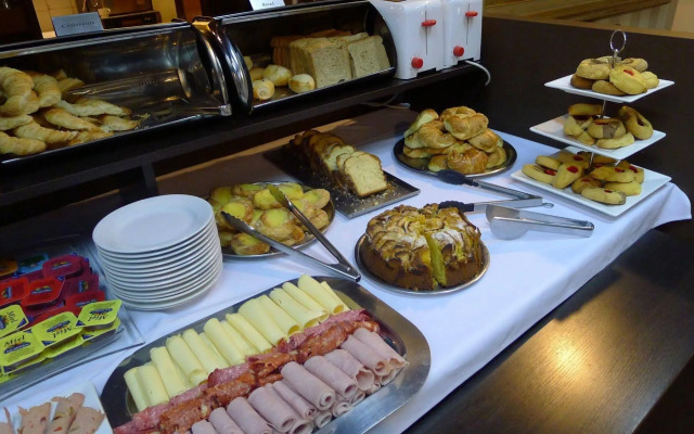 Alvear Hotel