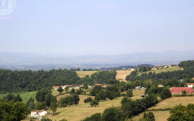 Gîte Panissières, 3 pièces, 8 personnes - FR-1-496-215