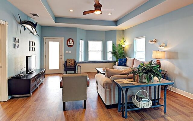 Spinnaker House - Four Bedroom Home