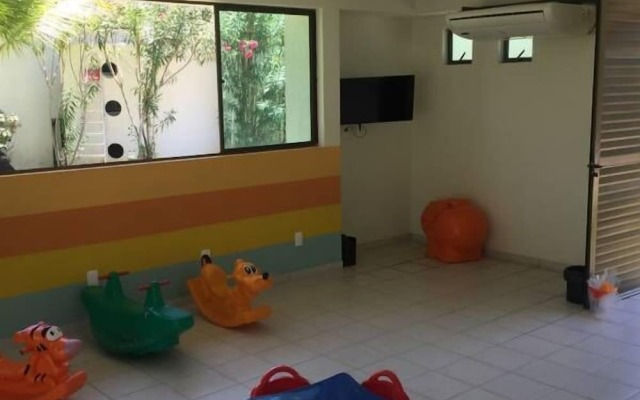 Golden Flat's Beach Class Muro Alto