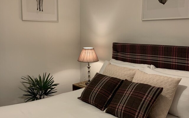 Immaculate 1-bed Apartment in Glasgow Denniston