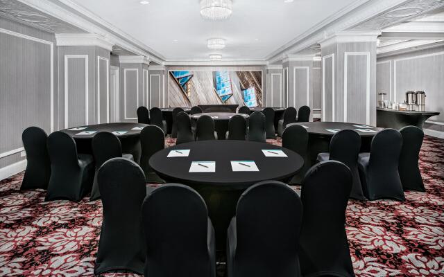 Hotel Indigo Dallas Downtown by IHG