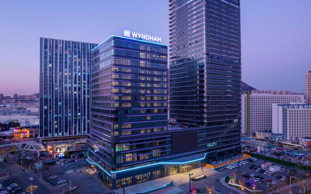Wyndham Dalian Jinpu