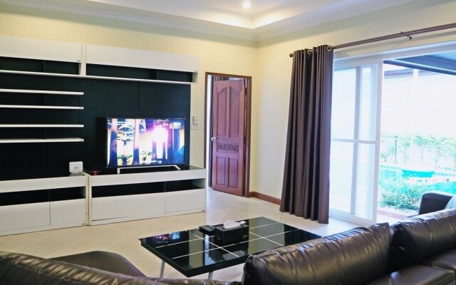 The Beach Pool Villa