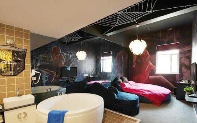 Romantic Holiday Hot Spring Hotel